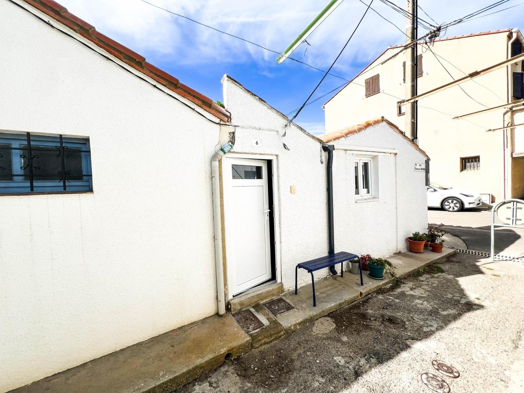 Maisonnette De Pecheur Chauffee Et Climatisee Port-la-Nouvelle Bagian luar foto